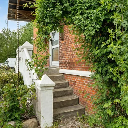 Lovely In With Wifi Daire *