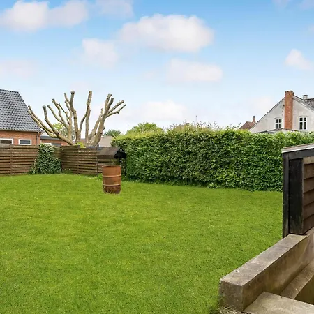 Daire Lovely In With Wifi Højer