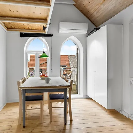 Lovely In With Wifi Daire